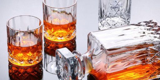 Fashioned glasses crystal whiskey decanter set (4)