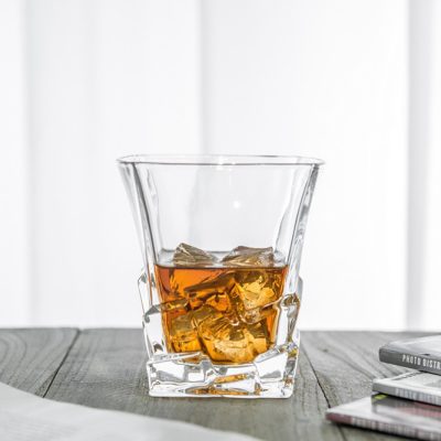 Iceberg design transparent whiskey glass (2)