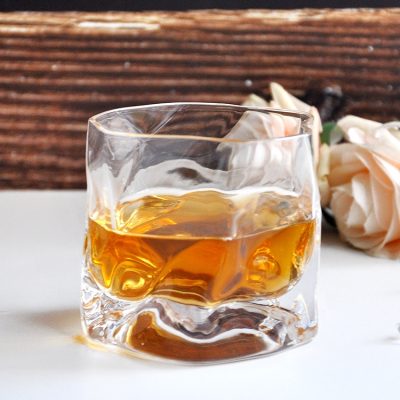 New creative high quality whiskey glasses (1)