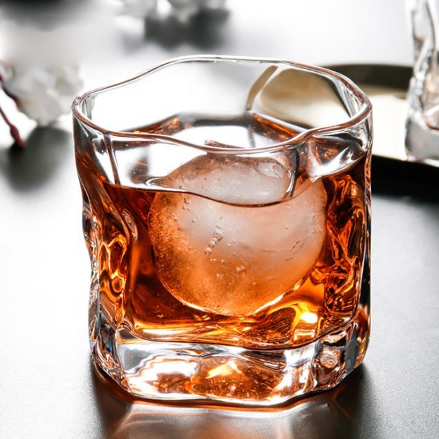New creative high quality whiskey glasses (4)