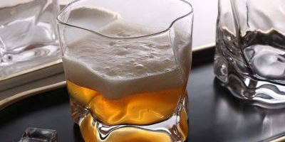 Spirits cold drink juice whiskey glasses (2)