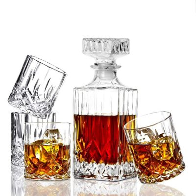 Stock classic design square whiskey decanter (2)