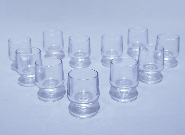 Unique short stem whisky tasting glass